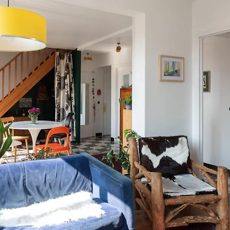 Spacious 130 M Flat With Garden *